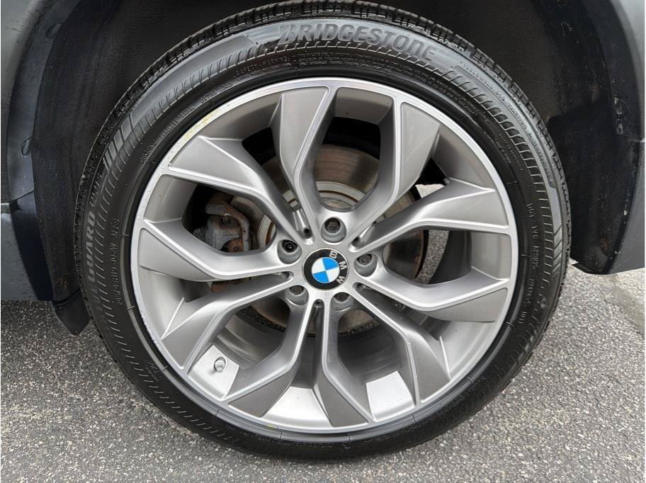 Used 2017 BMW X3 xDrive28i AWD/4WD image 25