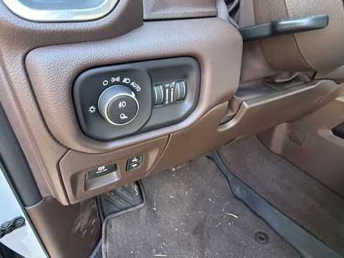 Used 2026 RAM 1500 Laramie AWD/4WD image 24