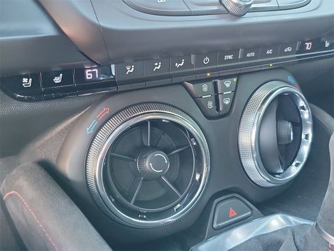 Used 2017 Chevrolet Camaro ZL1 image 12