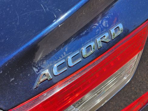 Used 2018 Honda Accord LX image 8