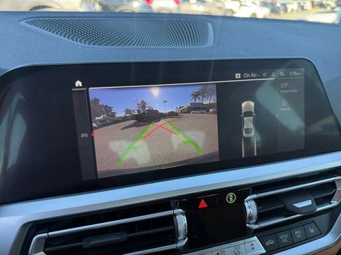 Used 2023 BMW 430i Coupe w/ Premium Package image 20