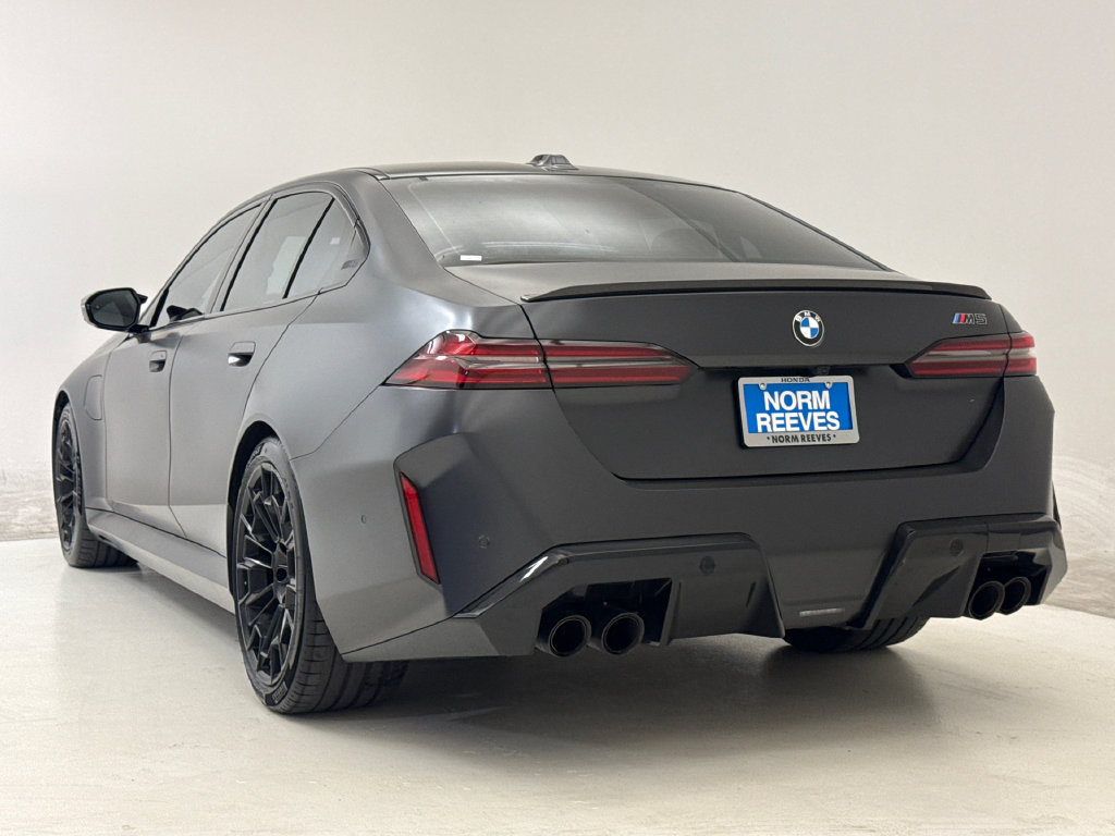 Used 2025 BMW M5 w/ Carbon Package AWD/4WD image 7