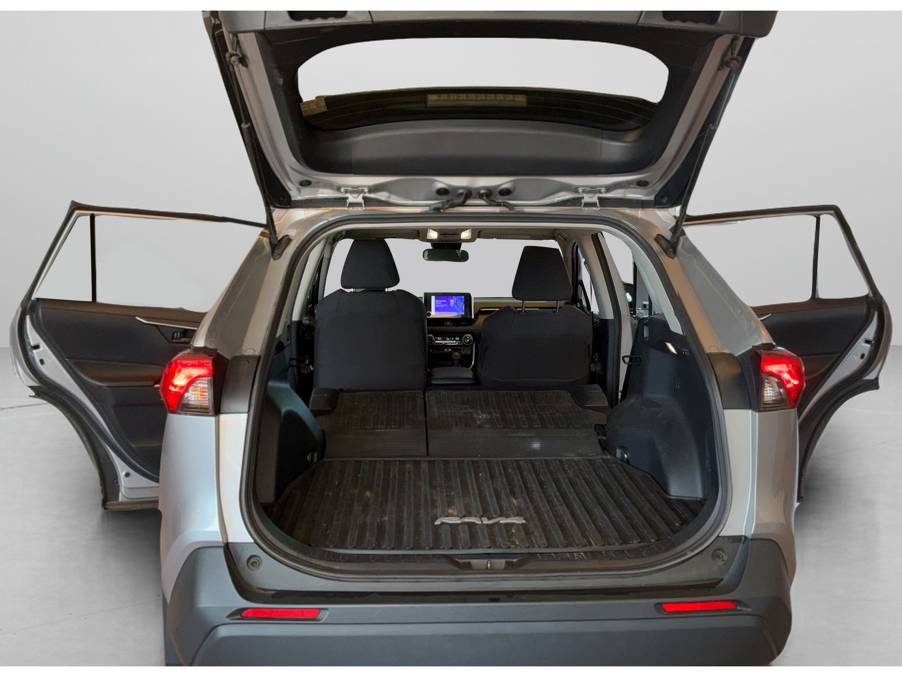 Certified 2024 Toyota RAV4 LE AWD/4WD image 31