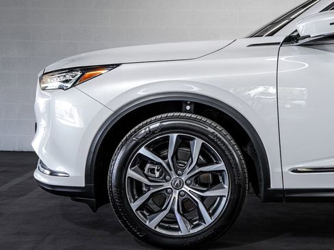 Used 2023 Acura MDX SH-AWD w/ Technology Package image 12