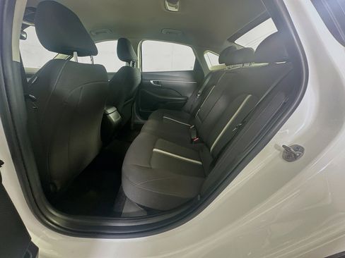 Used 2024 Hyundai Sonata SEL FWD image 29