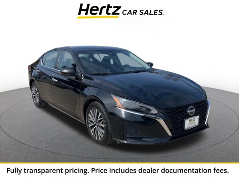 Used 2025 Nissan Altima 2.5 SV FWD image 1