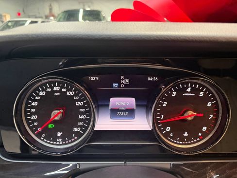 Used 2019 Mercedes-Benz E 300 image 43