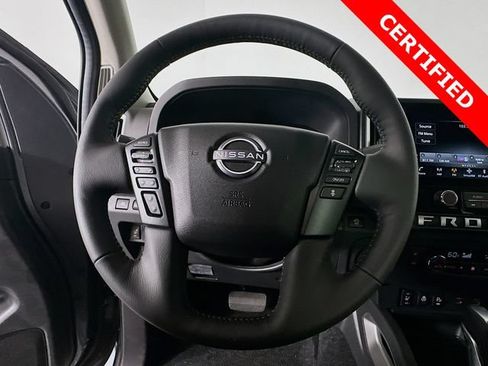 Used 2025 Nissan Frontier SV w/ SV Convenience Package RWD image 13