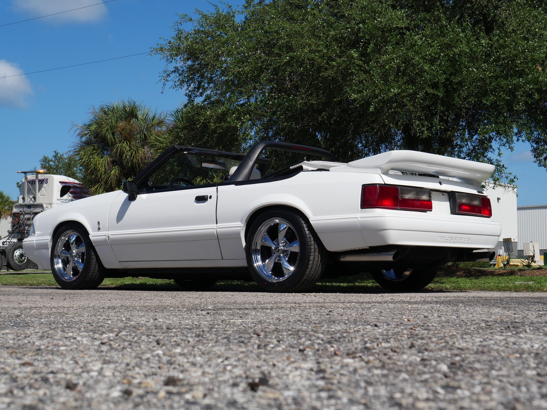 Used 1993 Ford Mustang LX RWD image 30