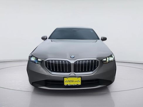 Used 2024 BMW 530i RWD image 3