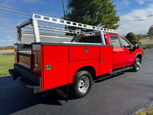 Used 2021 GMC Sierra 3500 4x4 Crew Cab w/ Convenience Package image 7