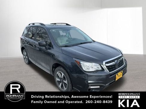 Used 2017 Subaru Forester 2.5i Premium w/ All-Weather Package image 5
