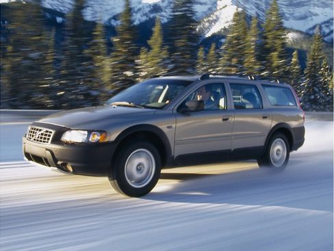 Used 2004 Volvo XC70 image 1