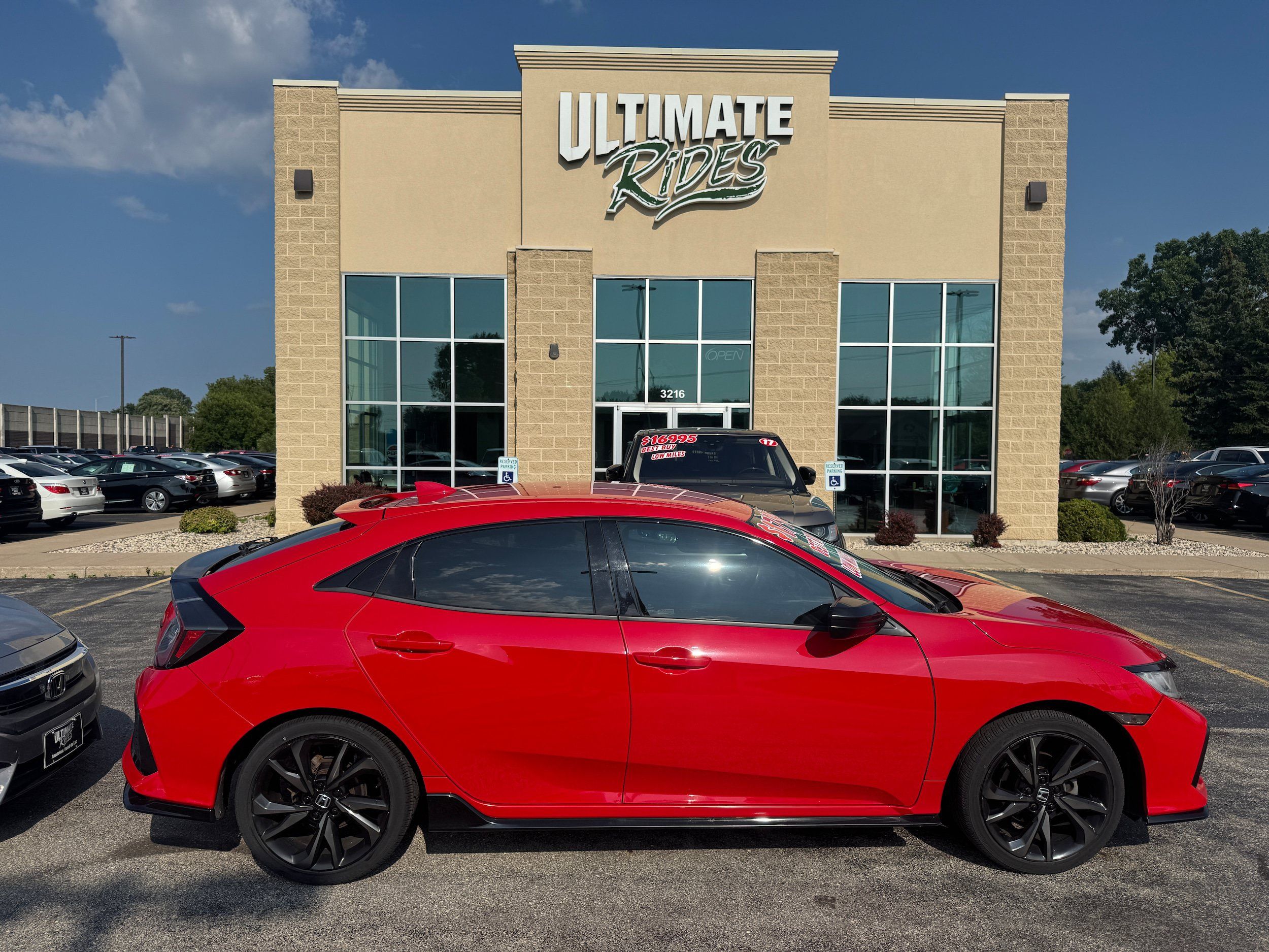 Used 2017 Honda Civic Sport image 1