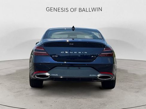 Used 2026 Genesis G70 2.5T Prestige image 8