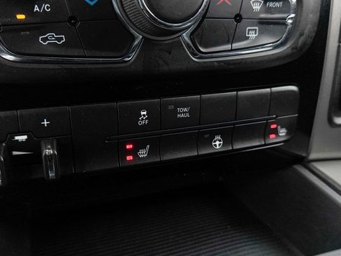 Used 2014 RAM 1500 Sport image 31