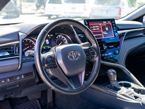 Used 2023 Toyota Camry SE AWD/4WD image 13