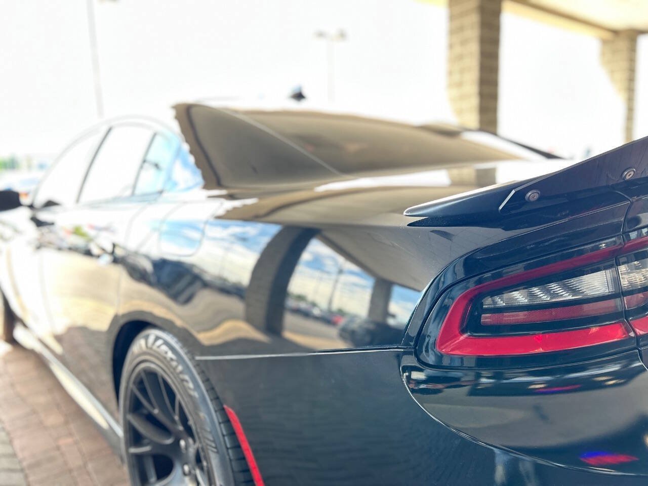 Used 2018 Dodge Charger R/T Scat Pack RWD image 9