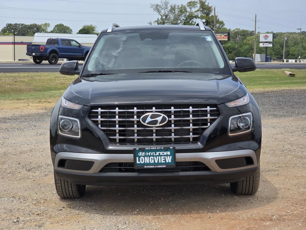 New 2026 Hyundai Venue SEL FWD image 2