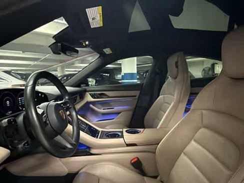 Used 2021 Porsche Taycan RWD image 7