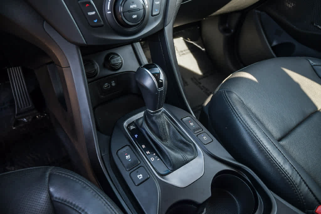 Used 2017 Hyundai Santa Fe Sport FWD image 19