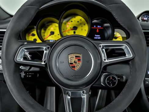 Used 2018 Porsche 911 Carrera T RWD image 19