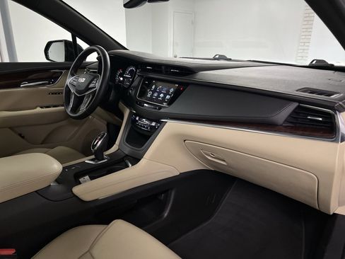 Used 2018 Cadillac XT5 Premium Luxury image 95