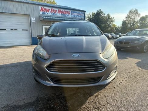Used 2014 Ford Fiesta SE FWD image 8