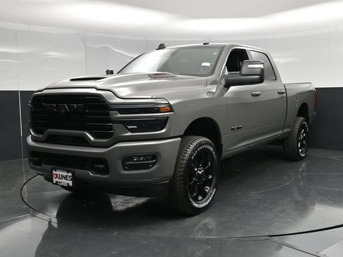 New 2026 RAM 2500 Laramie AWD/4WD image 5