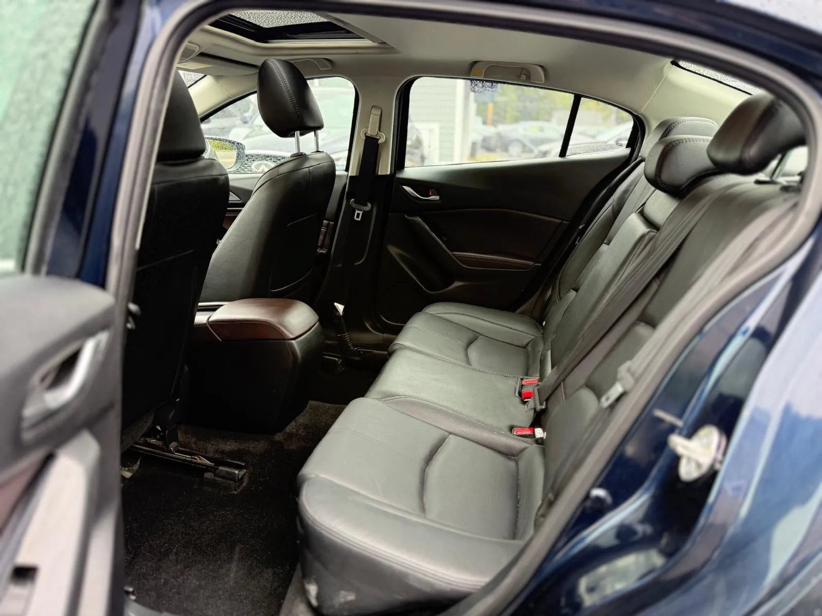 Used 2018 MAZDA MAZDA3 Grand Touring FWD image 13