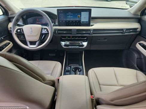 Certified 2023 Lincoln Corsair FWD image 16