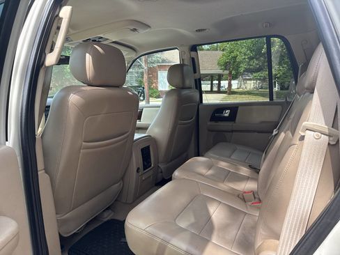 Used 2006 Ford Expedition Limited image 11