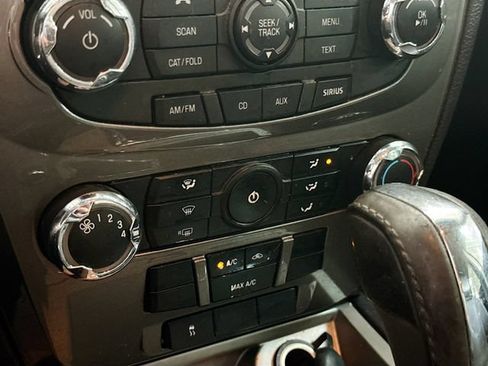 Used 2010 Ford Fusion Sport FWD image 15