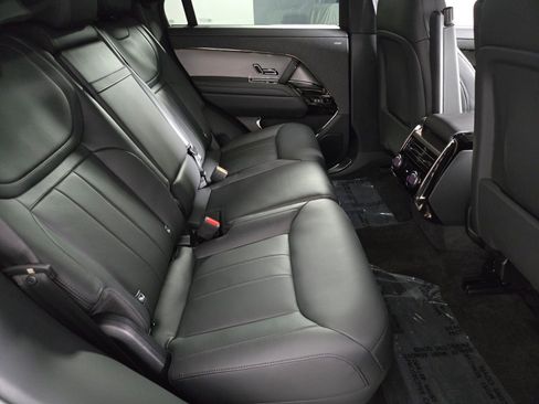 Used 2025 Land Rover Range Rover Sport Dynamic SE AWD/4WD image 18