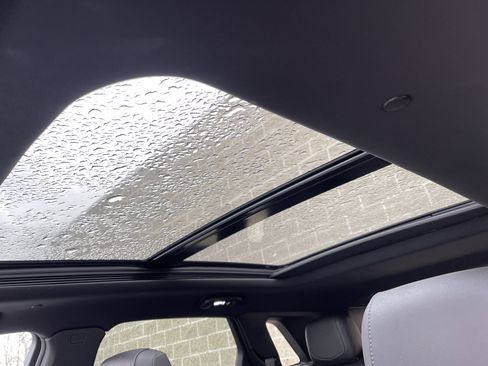 Certified 2025 Cadillac XT5 Premium Luxury image 29