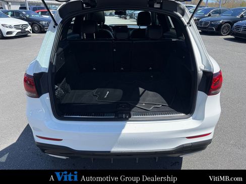 Certified 2022 Mercedes-Benz GLC 300 image 24