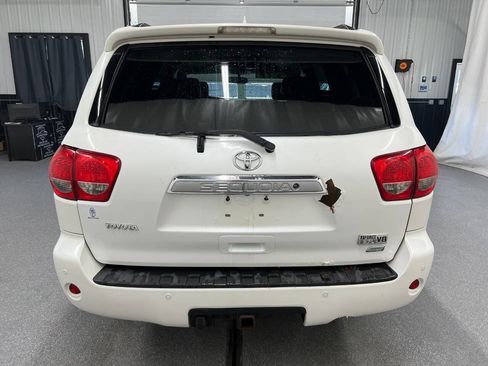 Used 2010 Toyota Sequoia Platinum AWD/4WD image 5