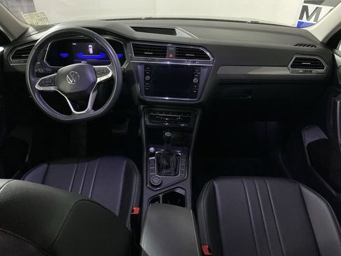Used 2023 Volkswagen Tiguan SE AWD/4WD image 24