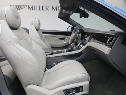 Used 2024 Bentley Continental GT Speed AWD/4WD image 34