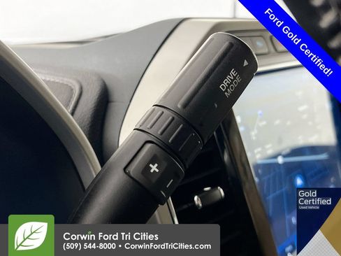 Certified 2022 Ford F450 Lariat w/ Lariat Value Package AWD/4WD image 10