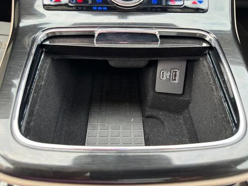 Certified 2022 Lincoln Nautilus Reserve AWD/4WD image 37