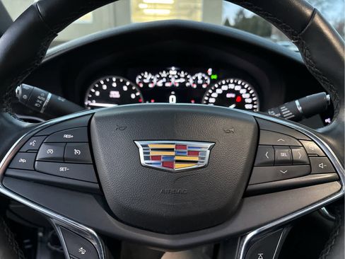 Used 2018 Cadillac CT6 Luxury image 12