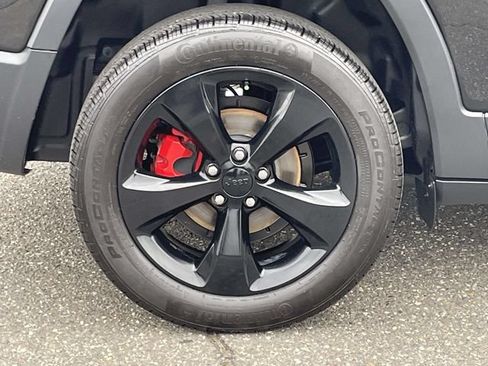 Used 2019 Jeep Cherokee Latitude Plus FWD image 7