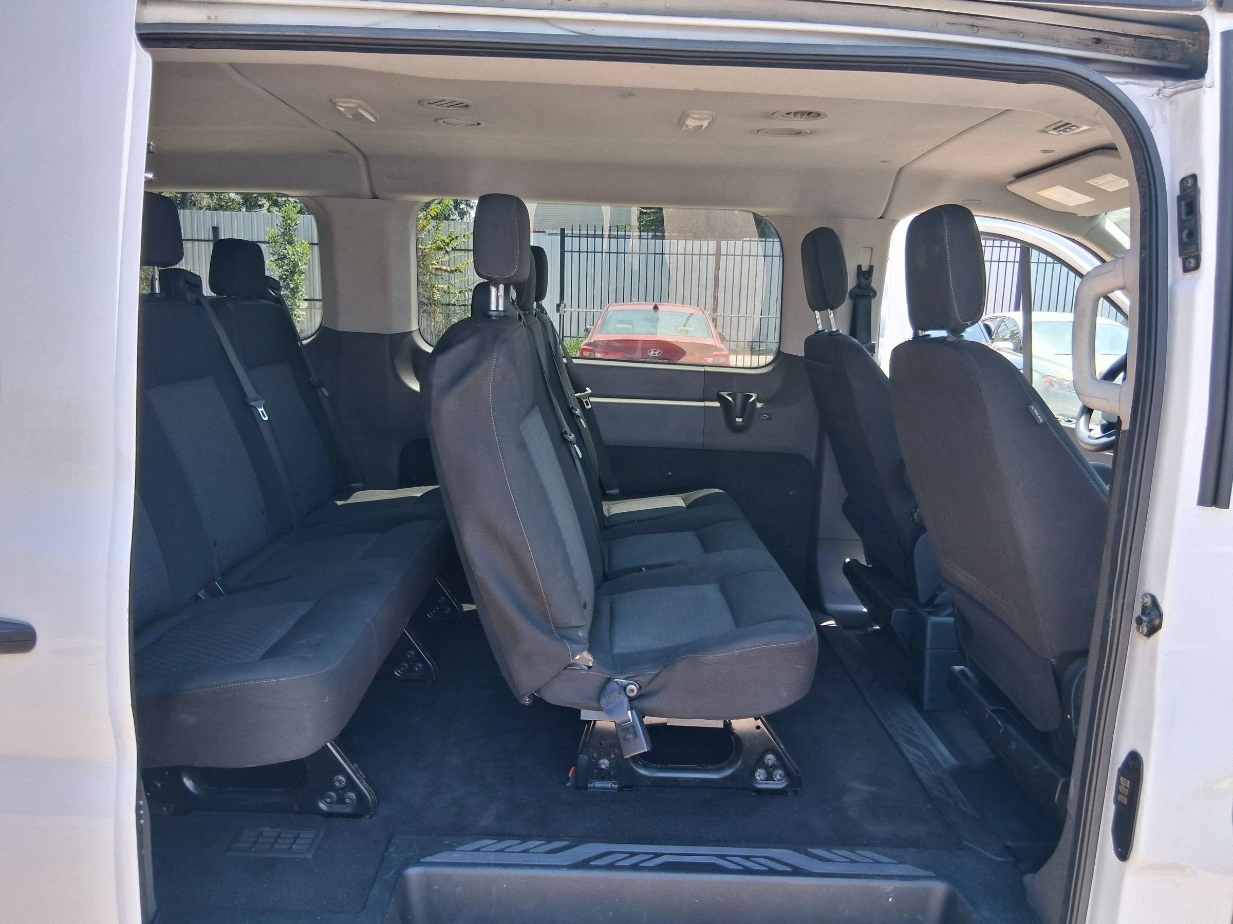 Used 2020 Ford Transit 150 XL RWD image 30