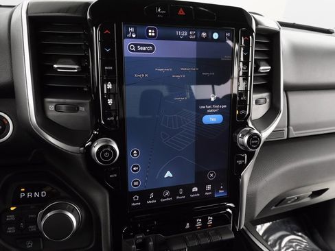 Certified 2025 RAM 1500 Big Horn image 32