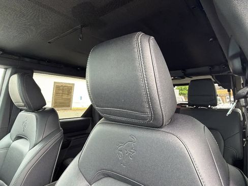 Used 2025 Ford Bronco Badlands AWD/4WD image 11