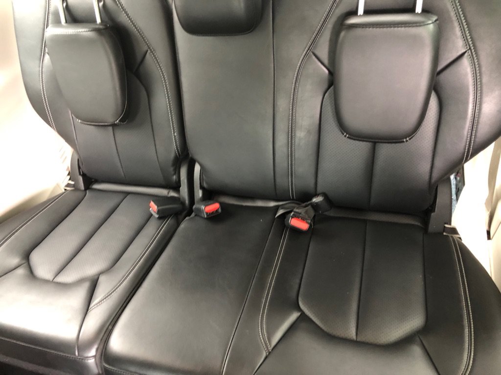 Used 2024 Chrysler Pacifica Touring-L FWD image 23
