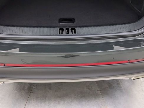 Used 2023 Lincoln Nautilus Reserve w/ Equipment Group 201A AWD/4WD image 7
