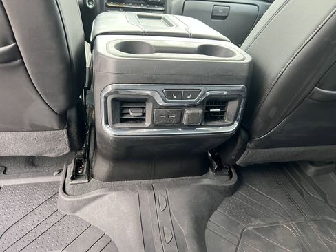 Used 2021 Chevrolet Silverado 1500 High Country w/ Technology Package AWD/4WD image 13