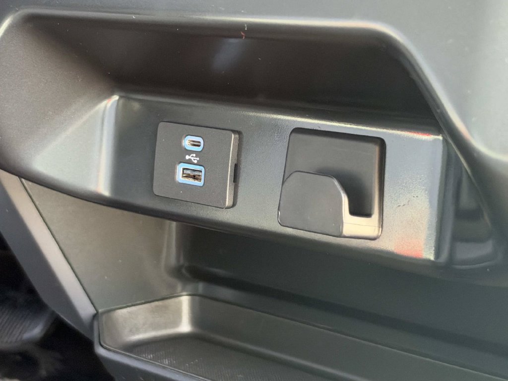 Used 2022 Ford F150 XLT w/ Equipment Group 301A Mid AWD/4WD image 14